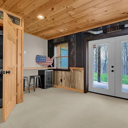 Arrow Ridge Lodge